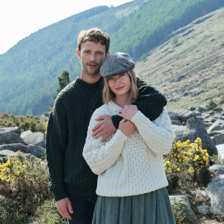 The Honeycomb Stitch: A Symbol of Irish Heritage in Aran Sweaters
