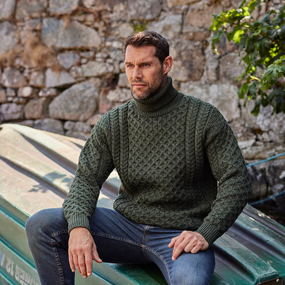 Men's Signature Fisherman Turtleneck Wool Sweater