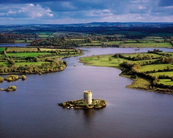 Lough Oughter castle