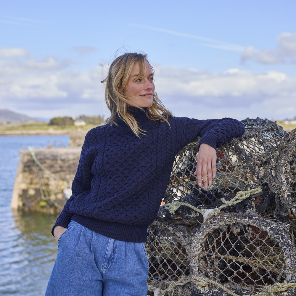 Women's Signature Fisherman Turtleneck Wool Sweater