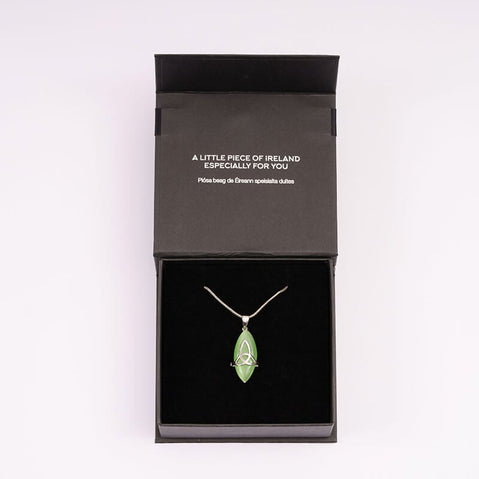 Trinity Knot Cat's Eye Pendant