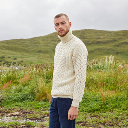Men's Signature Fisherman Turtleneck Wool Sweater
