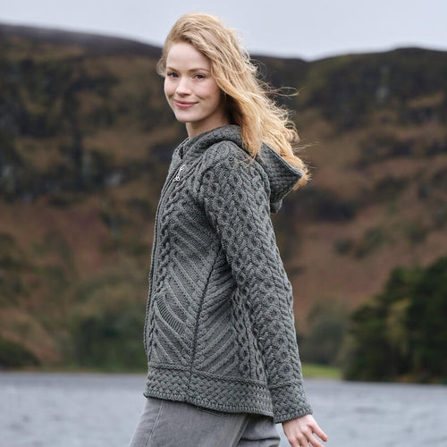 Women's Traditional Crew Neck Sweater Bundle
