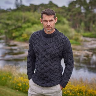 Men's Trellis Aran Sweater -Black-S