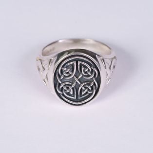 Gents Celtic Signet Ring