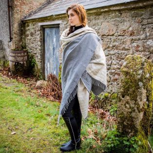 The Feather Linen Throw